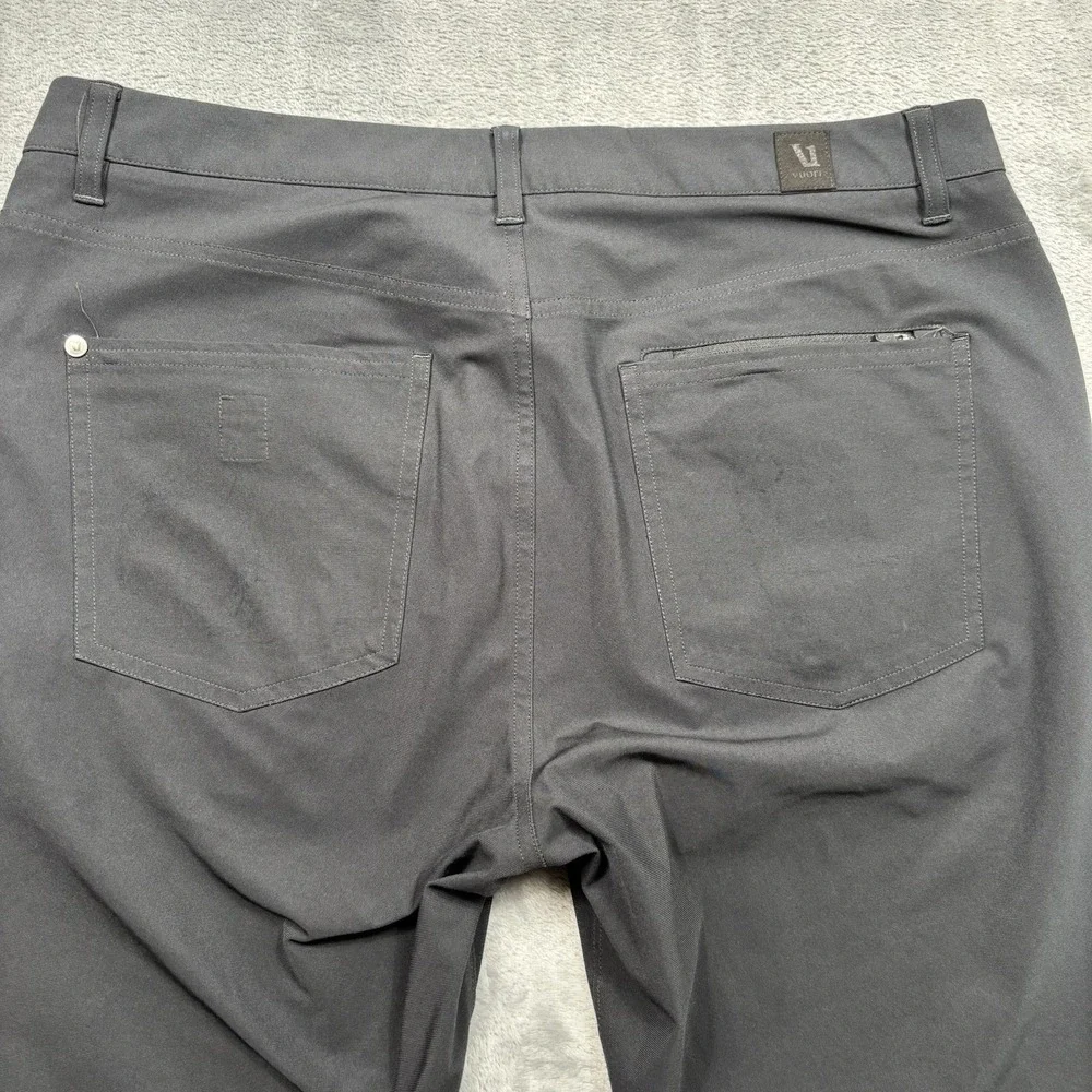 Vuori Meta Pants Mens 34x31 Black Performance Stretch Golf Travel V430